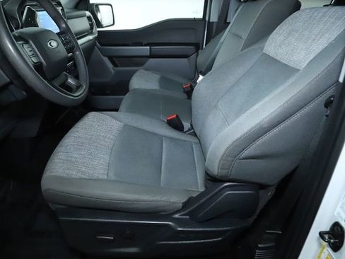 Used 2022 Ford F150 XLT image 27