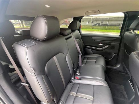 Used 2026 MAZDA CX-90 3.3 Turbo w/ Select Package AWD/4WD image 31