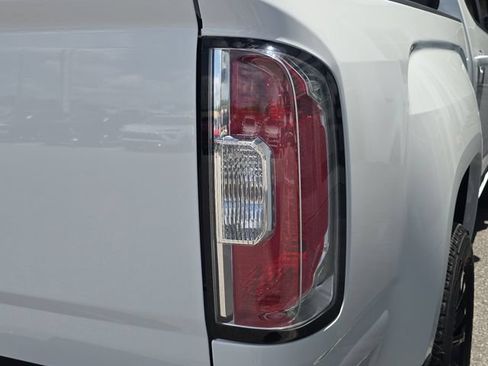 Certified 2022 GMC Canyon Elevation RWD image 8