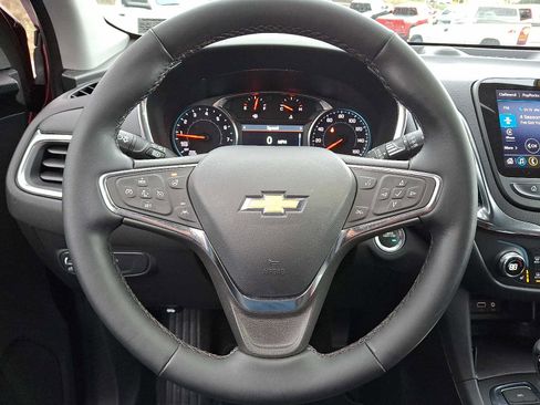 Used 2024 Chevrolet Equinox LT image 20