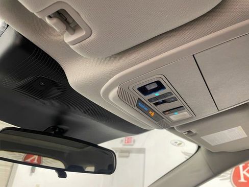 New 2026 Ford Explorer Active w/ Active Comfort Package AWD/4WD image 18