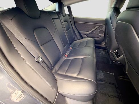 Used 2023 Tesla Model 3 Standard Range RWD image 14