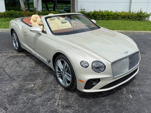 Used 2023 Bentley Continental GT Mulliner AWD/4WD image 11