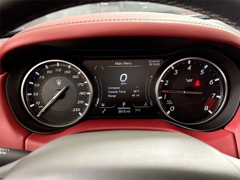 Used 2022 Maserati Ghibli Trofeo image 17