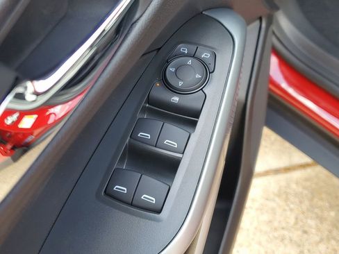 New 2026 Chevrolet Trax RS image 17