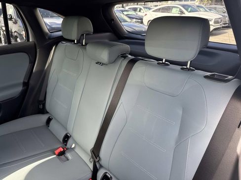 New 2026 Mercedes-Benz GLA 250 image 6