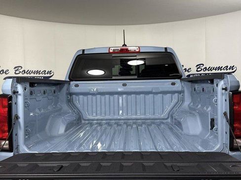 New 2025 Chevrolet Colorado LT w/ LT Convenience Package image 9