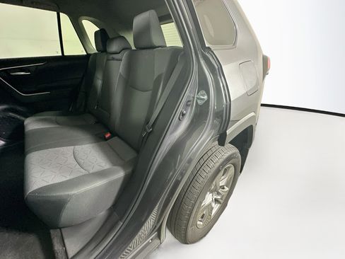 Certified 2025 Toyota RAV4 XLE w/ Convenience Package FWD image 26