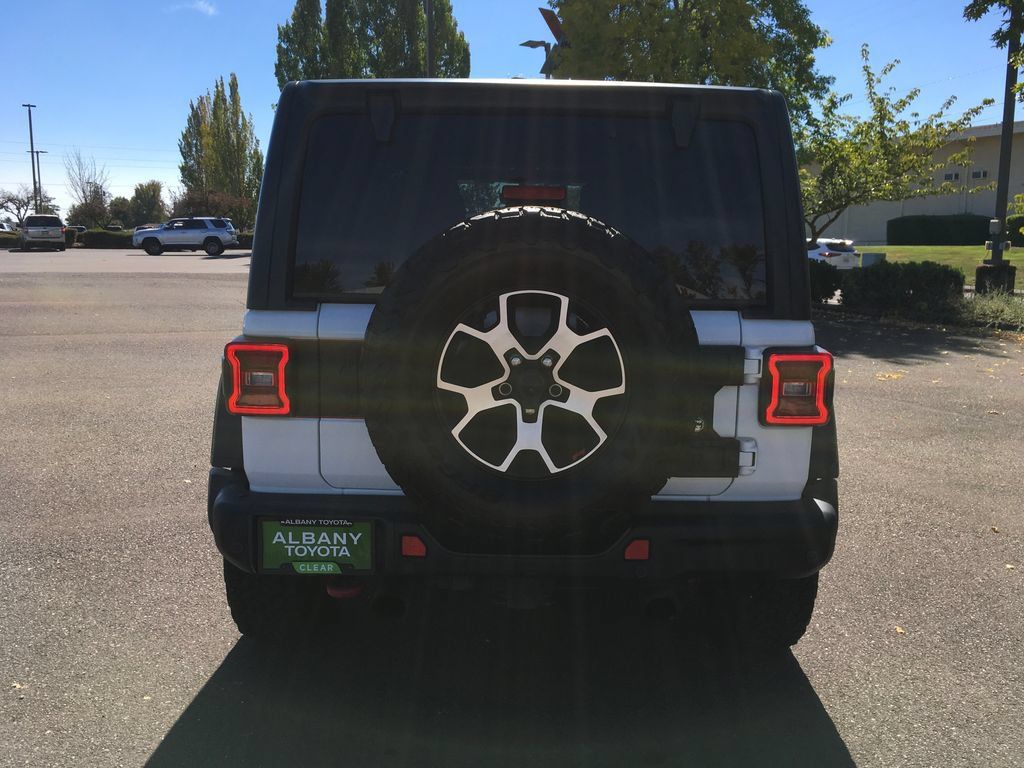 Used 2021 Jeep Wrangler Unlimited Rubicon AWD/4WD image 5