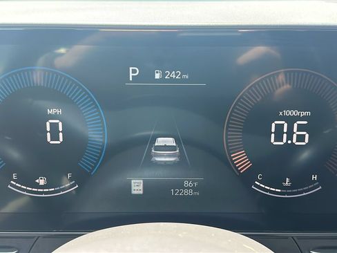 Used 2026 Hyundai Kona SEL Sport FWD image 2