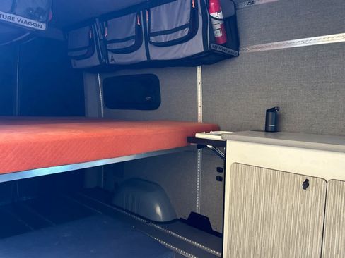 Used 2022 Mercedes-Benz Sprinter 2500 image 12