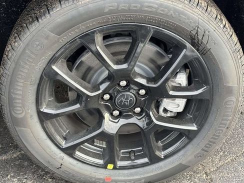 New 2026 Jeep Compass Latitude image 29