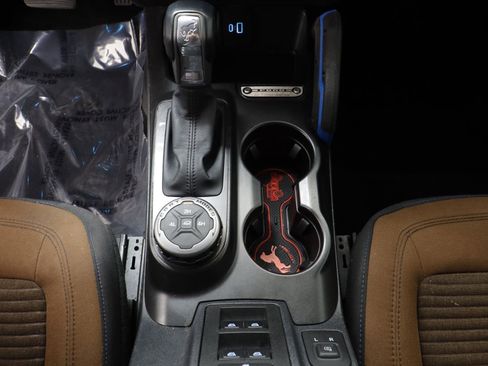 Used 2021 Ford Bronco Outer Banks image 14