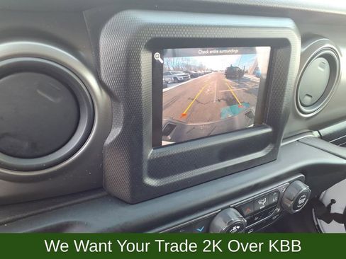 Used 2022 Jeep Gladiator Sport image 23