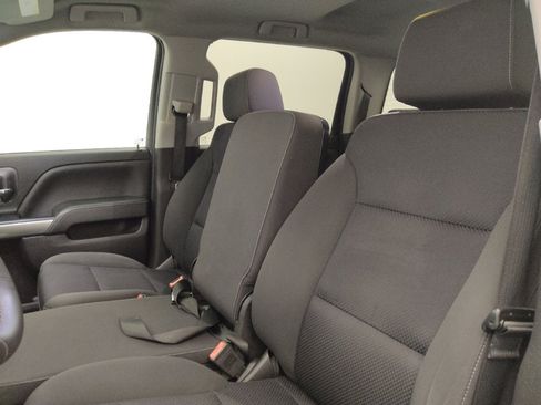 Used 2018 Chevrolet Silverado 1500 LT w/ LT Eassist Package RWD image 17
