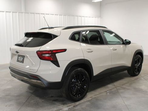 New 2026 Chevrolet Trax ACTIV w/ Driver Confidence Package image 9