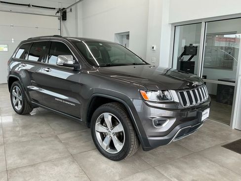 Used 2014 Jeep Grand Cherokee Limited w/ Trailer Tow Group IV AWD/4WD image 2