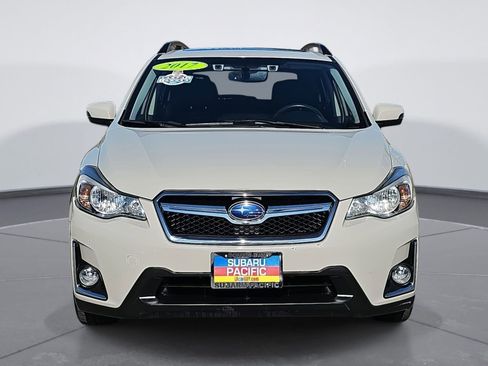 Used 2017 Subaru Crosstrek 2.0i Limited image 8