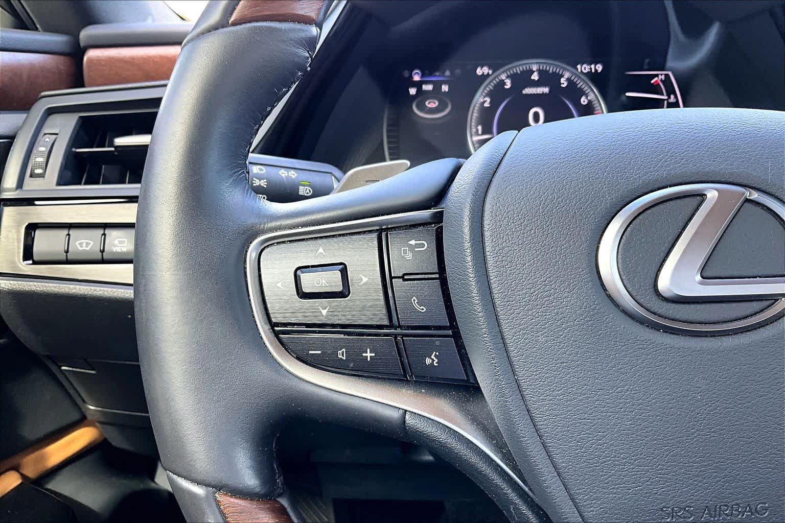 Used 2024 Lexus ES 350 Ultra Luxury w/ Accessory Package (Z2) FWD image 24