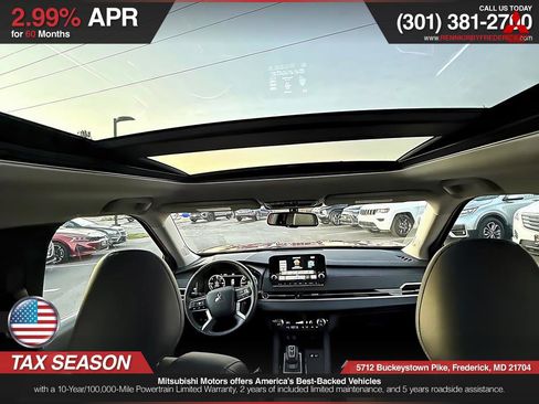 Used 2023 Mitsubishi Outlander SE image 16