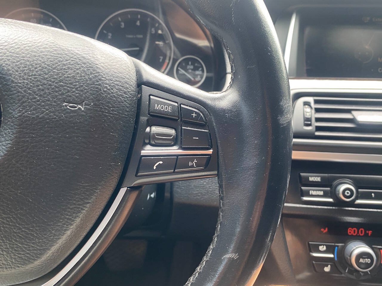 Used 2015 BMW 528i xDrive Sedan AWD/4WD image 23