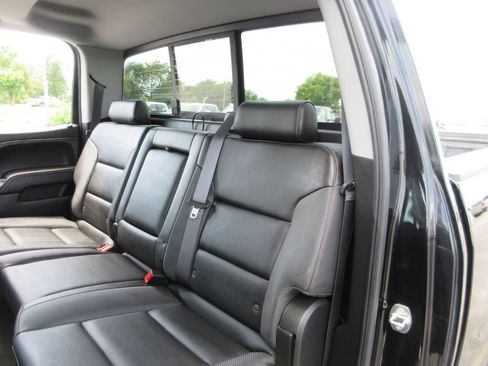 Used 2016 GMC Sierra 2500 SLT w/ Duramax Plus Package AWD/4WD image 22