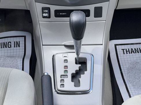 Used 2012 Toyota Corolla LE FWD image 29