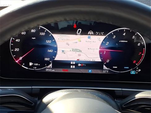 Used 2024 Mercedes-Benz GLS 580 4MATIC image 10