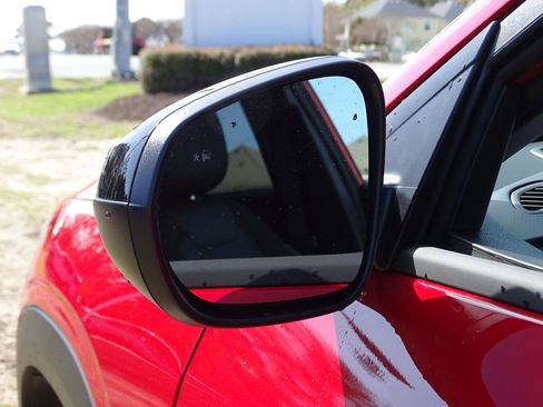 New 2026 Chevrolet Trax LT w/ Driver Confidence Package image 12