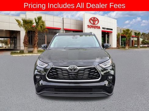 New 2026 Toyota Highlander Limited AWD/4WD image 10