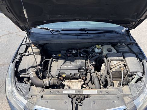 Used 2014 Chevrolet Cruze LT FWD image 15