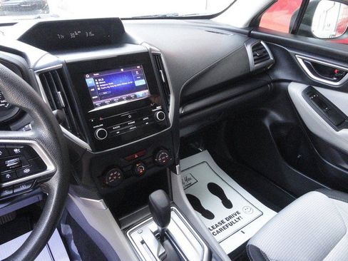 Used 2021 Subaru Forester AWD/4WD image 9