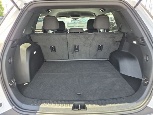 Used 2025 Chevrolet Equinox LT w/ Safety and Technology Package AWD/4WD image 31