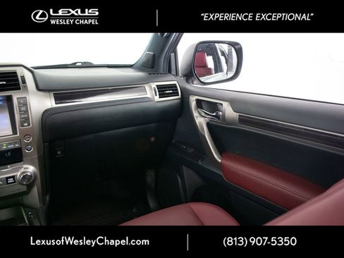 Used 2021 Lexus GX 460 Premium w/ Premium Package AWD/4WD image 31