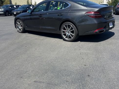 Used 2025 Genesis G70 2.5T RWD image 7