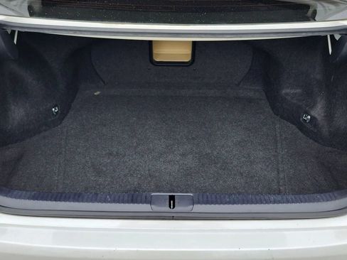 Used 2015 Lexus ES 350 w/ Luxury Package FWD image 16