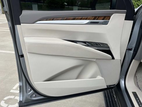 Certified 2025 Cadillac Escalade Sport Platinum AWD/4WD image 26