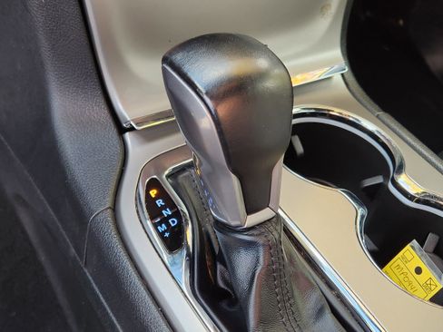 Used 2021 Jeep Grand Cherokee Limited w/ Luxury Group II image 22