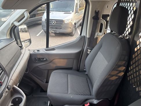 Used 2024 Ford Transit 250 Low Roof w/ Exterior Upgrade Package image 35