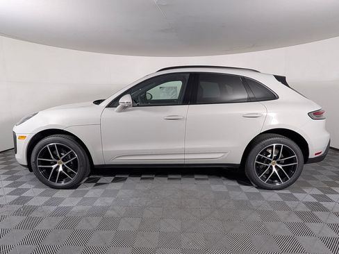 New 2026 Porsche Macan AWD/4WD image 2