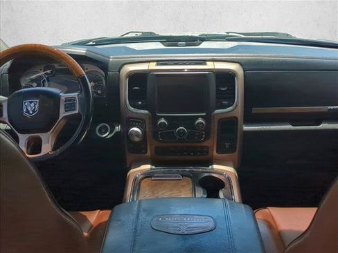 Used 2018 RAM 1500 Laramie Longhorn w/ Convenience Group AWD/4WD image 17