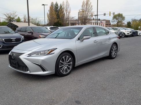 Used 2019 Lexus ES 350 w/ Premium Package image 7
