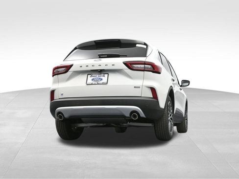 New 2025 Ford Escape SE image 37