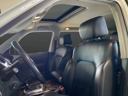 Used 2017 Nissan Armada Platinum image 7