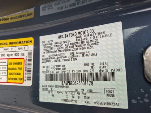 Used 2024 Ford Mustang Dark Horse RWD image 18
