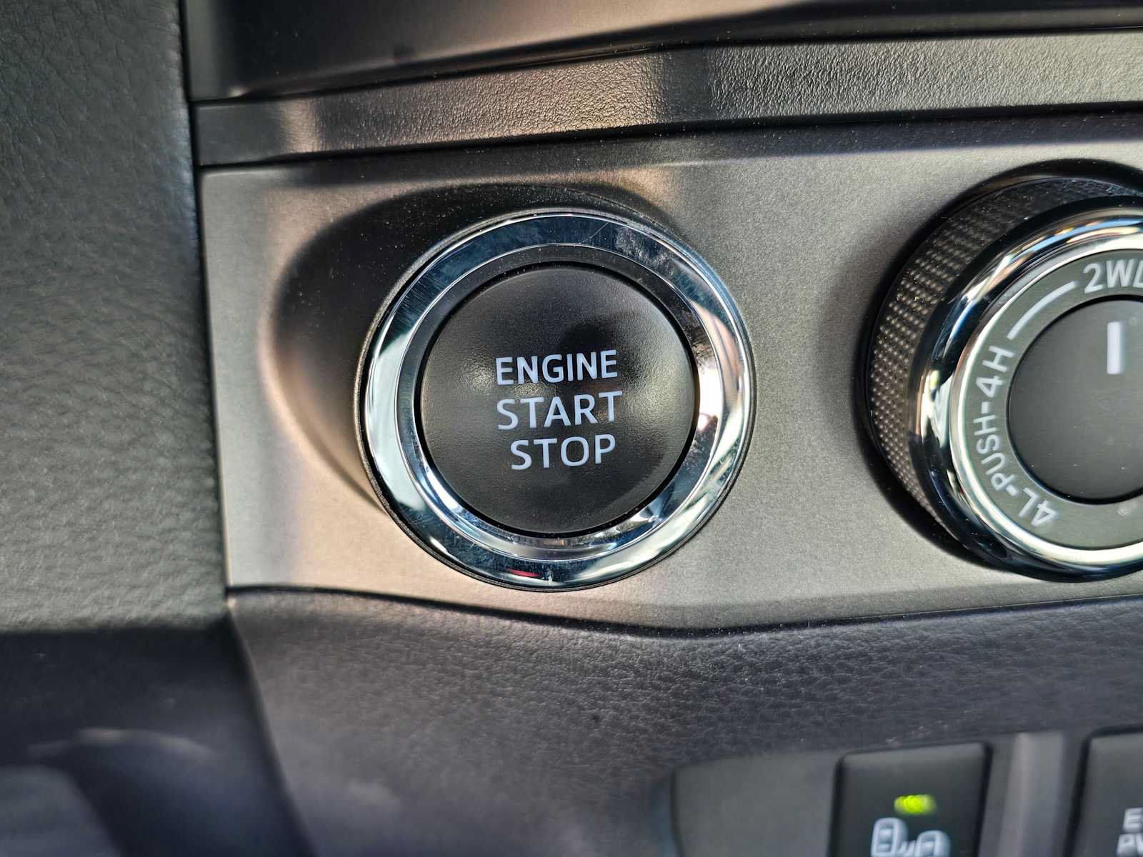 Certified 2019 Toyota Tacoma TRD Sport AWD/4WD image 29