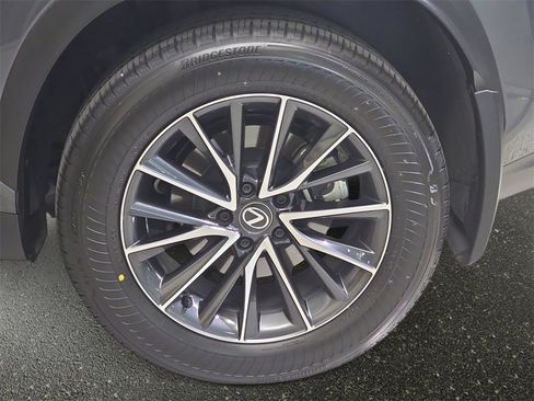 Certified 2025 Lexus NX 350h 350h Premium image 34