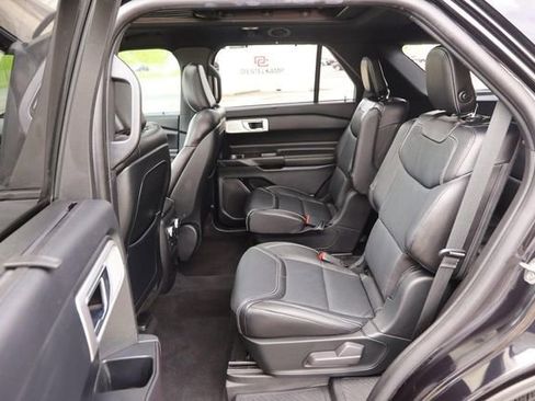 Used 2020 Ford Explorer ST w/ Premium Technology Package AWD/4WD image 11