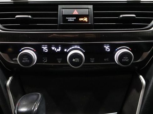 Used 2018 Honda Accord Sport image 27