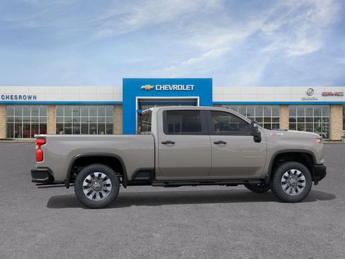 New 2026 Chevrolet Silverado 2500 Custom w/ Custom Value Package AWD/4WD image 5